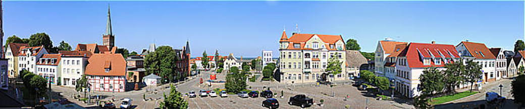 Vorschau Panorama Markt in Bergen auf Rügen